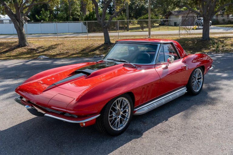 1965 Chevrolet Corvette 