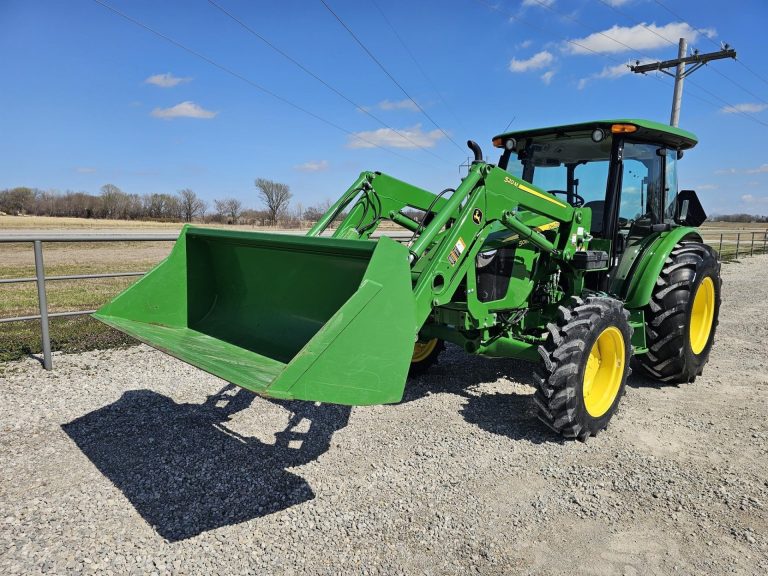 2023 John Deere 5067E 