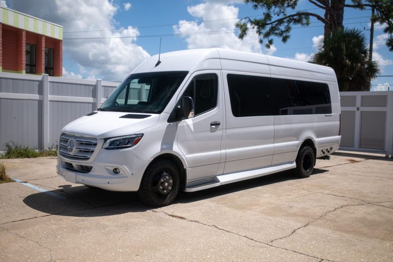 2022 Mercedes-Benz Sprinter 